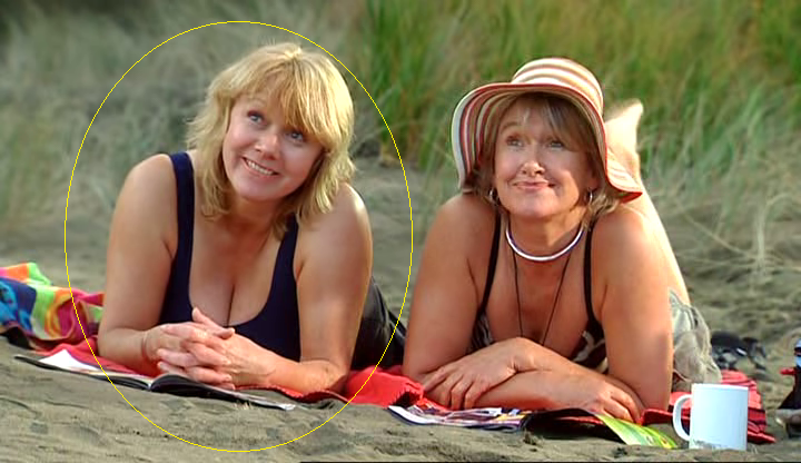 File:Maggie Tarver - Vivian - 2.17 - The Movie.png