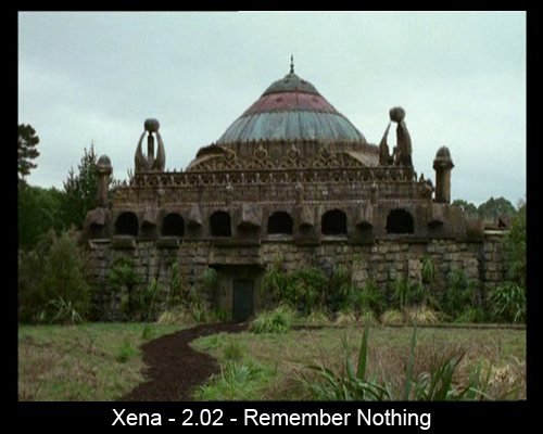 File:Fate's Temple - Xena - s02e02 - Remember Nothing.png
