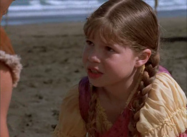 File:Little Girl Hera 01.png