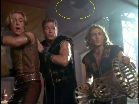 File:Mounted Crown Decoration 03.png