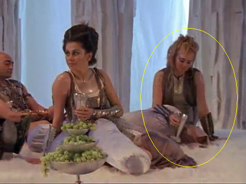 File:Olympian God 01 01.png