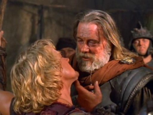 File:Maecius - s02e10 - Cast A Giant Shadow.png